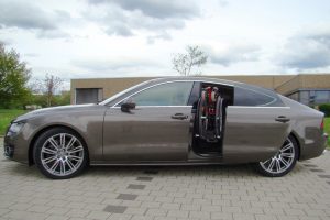 Audi A7 Sportback mit Rollstuhlverladesystem LADEBOY S2