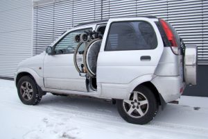 Daihatsu Terios mit Rollstuhlverladesystem LADEBOY S2