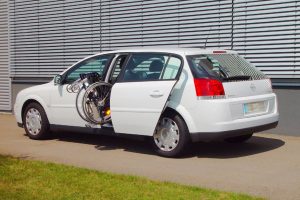 Opel Signum mit Rollstuhlverladesystem LADEBOY S2