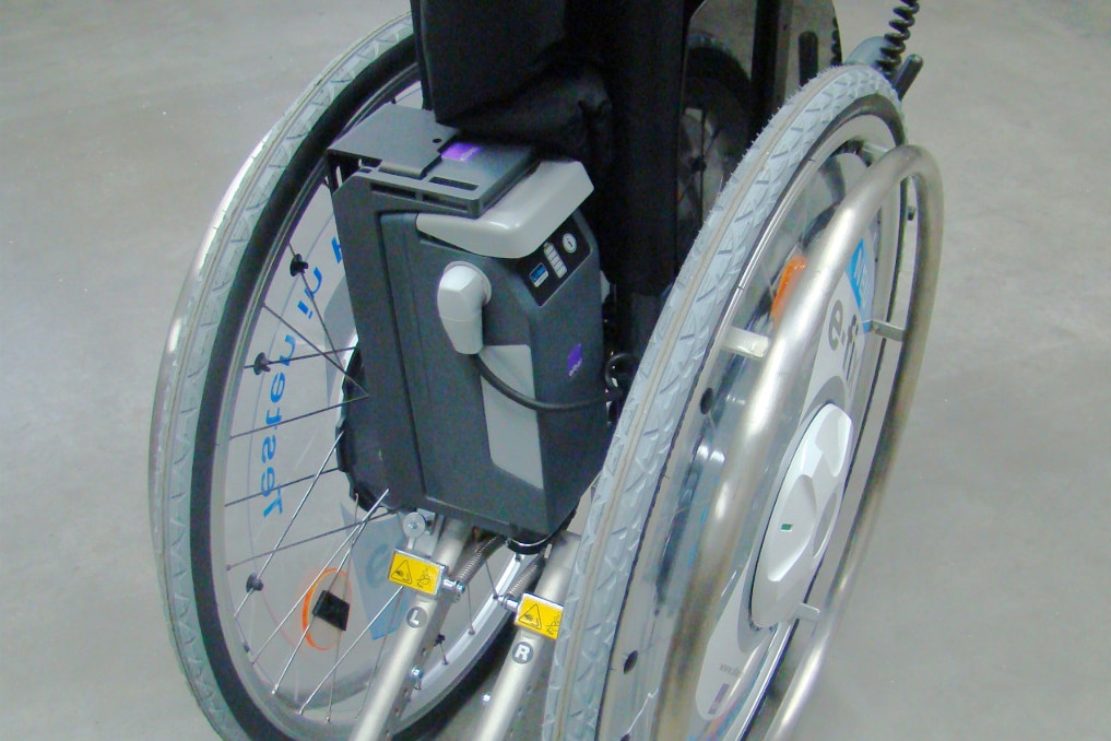 Akkuhalter für den Rollstuhl e-fix e36/e36 für einfachere Verladung