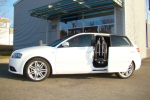Audi A3 Sportback mit Rollstuhlverladesystem LADEBOY S2