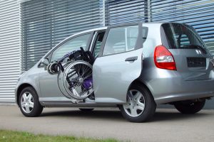 Honda Jazz mit Rollstuhlverladesystem LADEBOY S2